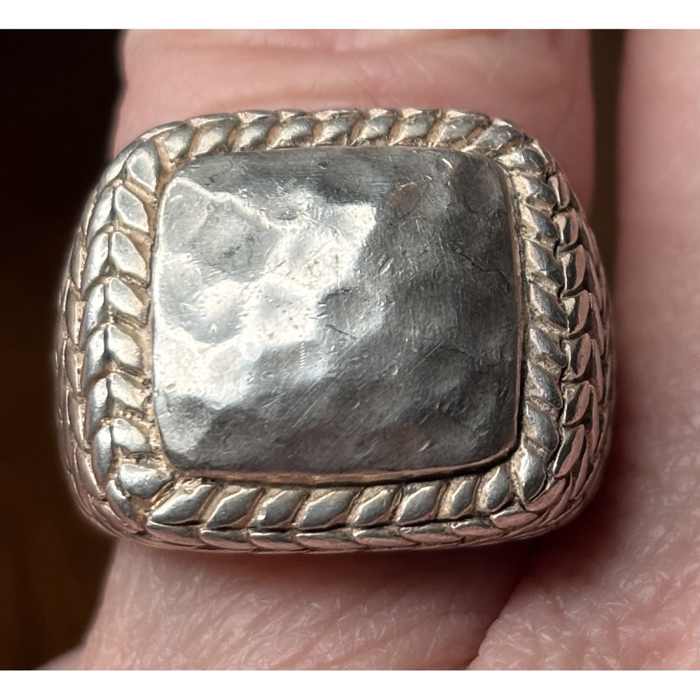 Silpada Square Hammered Ring R1646 Sterling Silver 925 Size 7 11.3 Grams